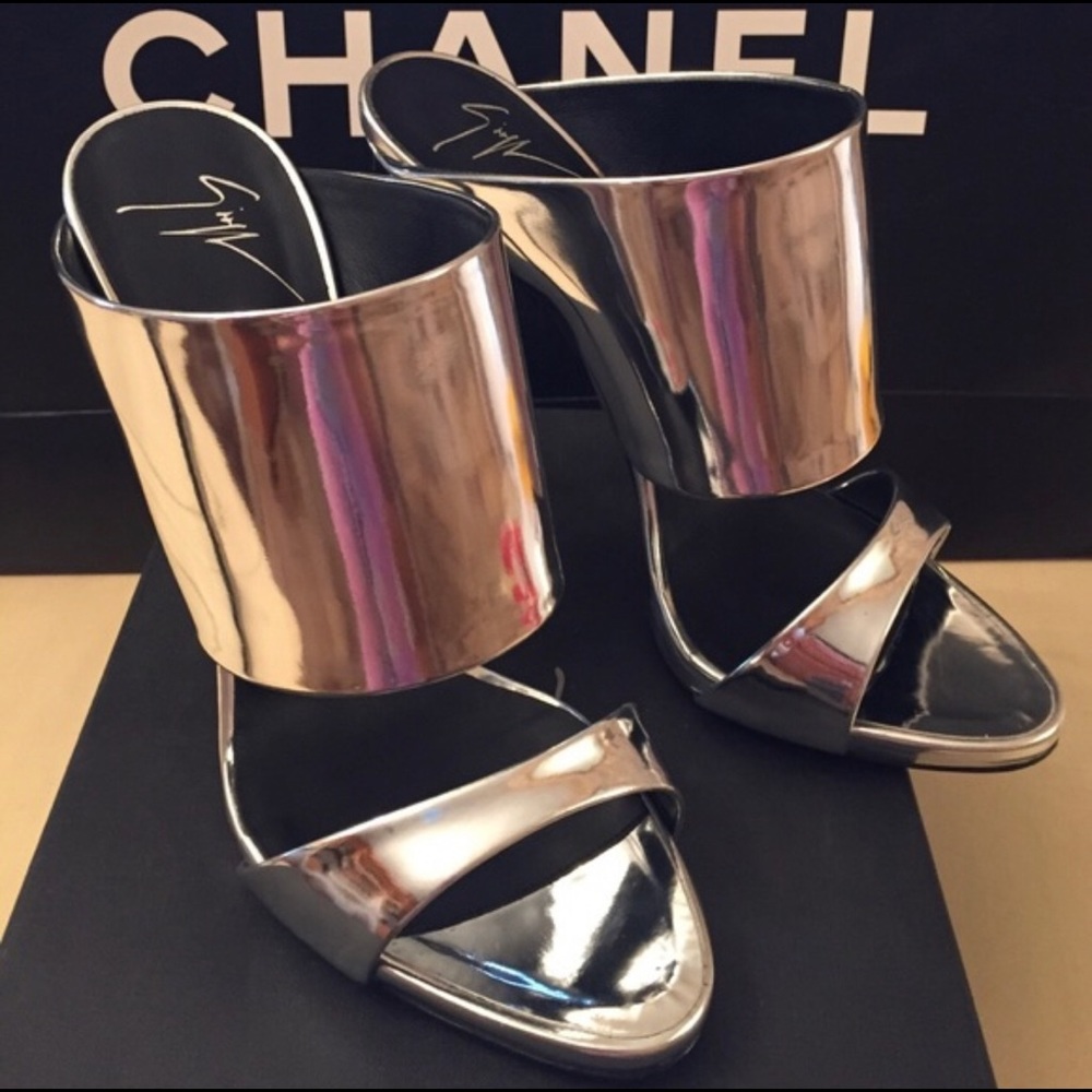 Giuseppe Zanotti Metallic Mules